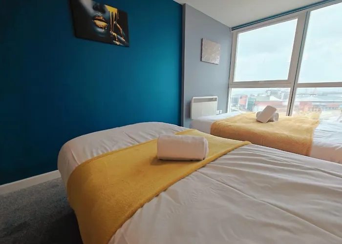2Br Stunning City Centre Apt